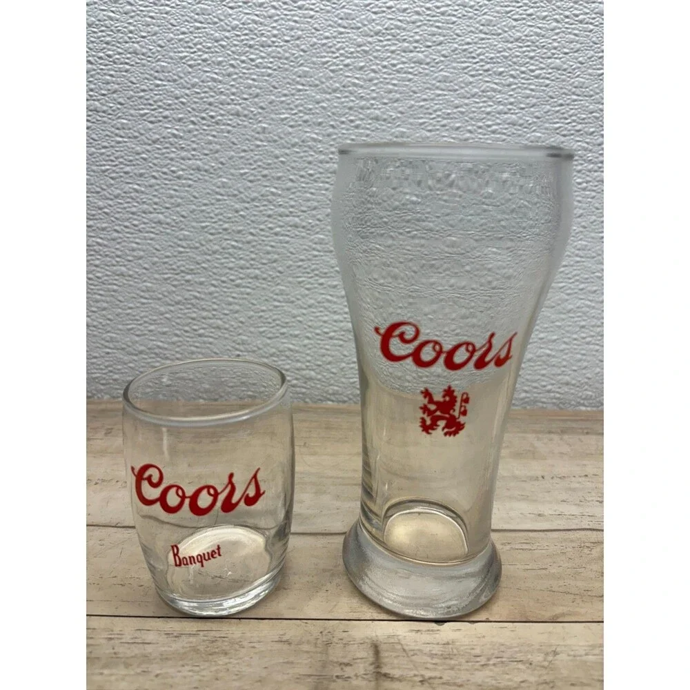Vtg Set Of 2 Coors Glasses Lion Griffin Logo And Banquet